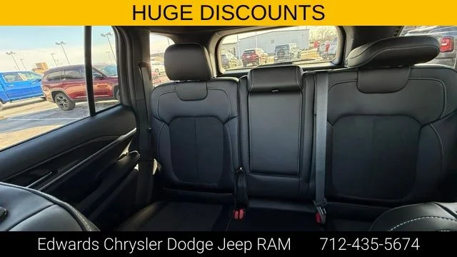 New 2026 White Jeep Laredo image 26