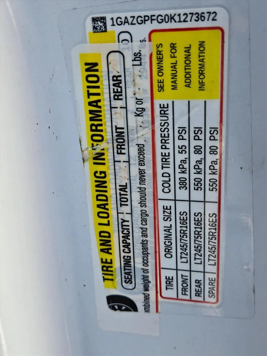 Used 2019 Summit White Chevrolet LT image 14
