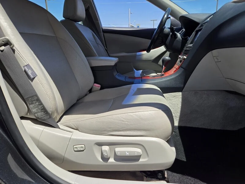 Used 2008 Gray Lexus 4DR SDN AT image 12