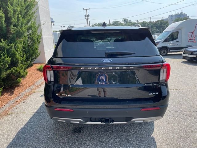 New 2026 Agate Black Metallic Ford Active image 8
