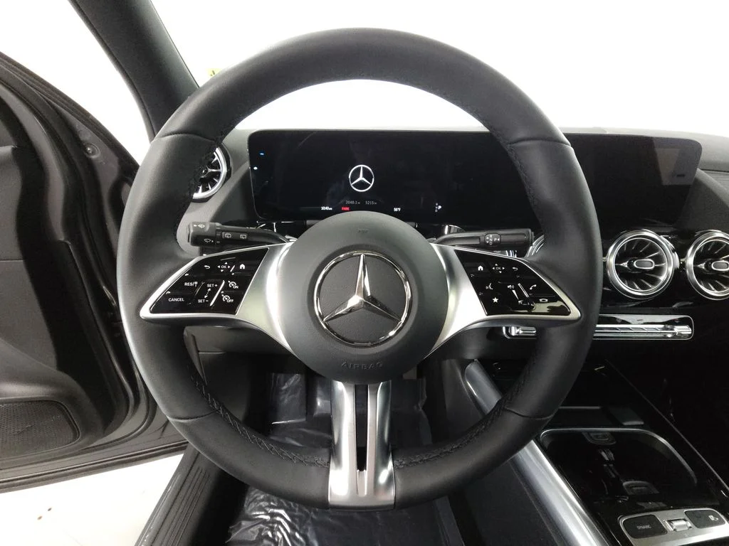Certified Used 2026 Mountain Grey Metallic Mercedes-Benz GLA 250 image 11