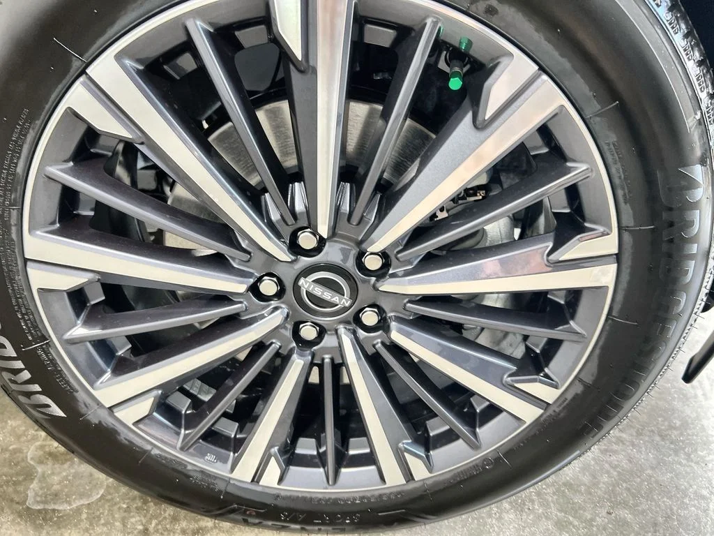 New 2026 Everest White Pearl TriCoat / Super Black Two-tone Nissan Platinum image 19