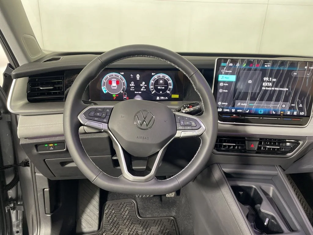New 2026 Silver Volkswagen 2.0T SE image 10