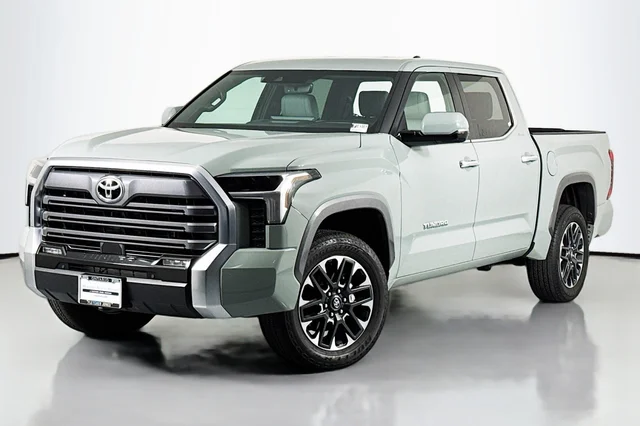 2025 Toyota Tundra 4X4 Limited Crewmax 5.5