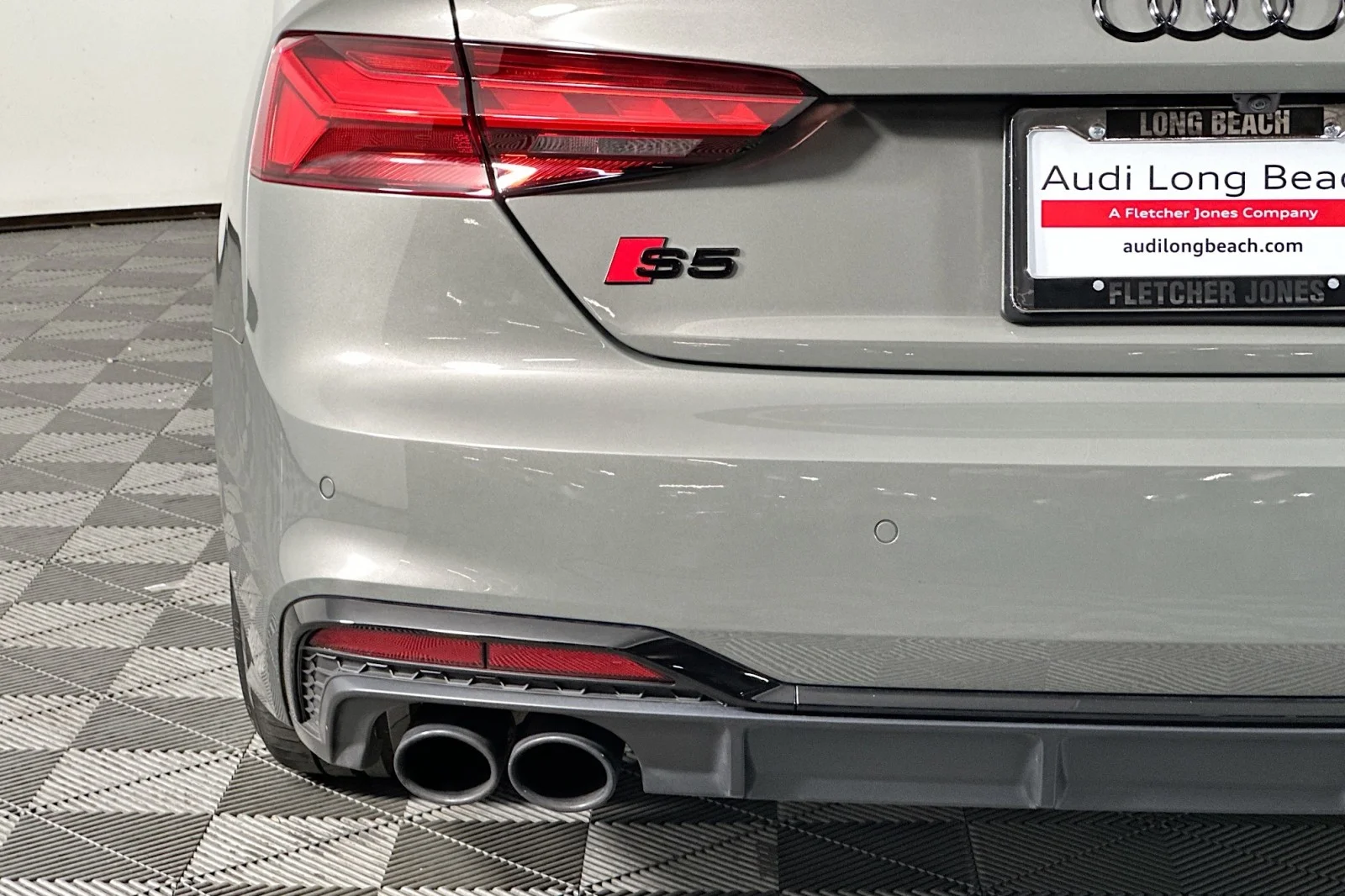 Used 2024 Chronos Gray Metallic Audi Premium Plus image 17