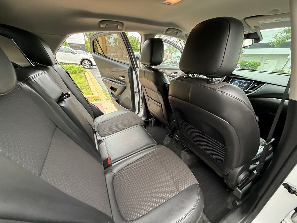 Used 2020 White Buick Preferred image 25