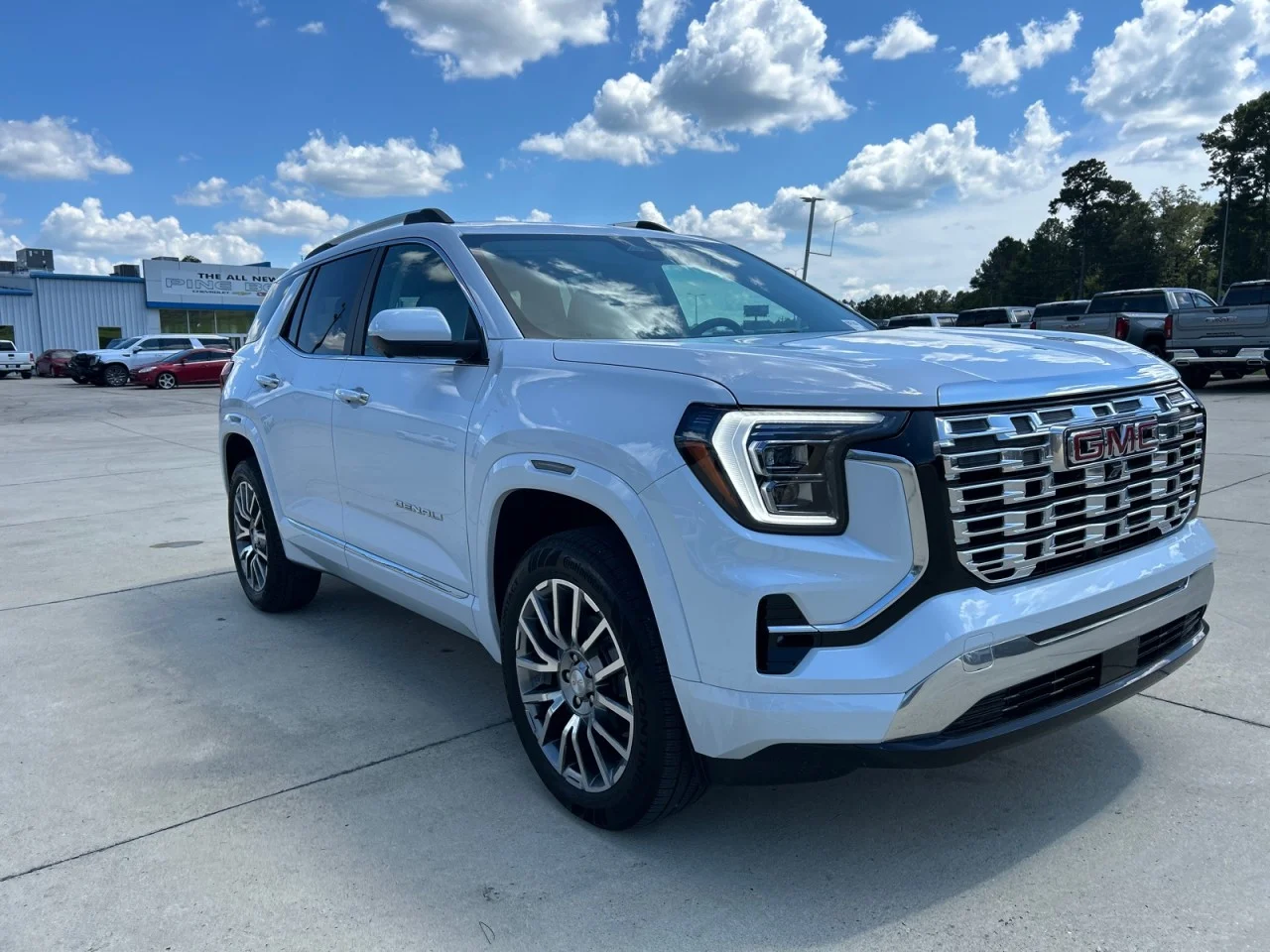 New 2027 Glacier White Tricoat GMC Denali image 2