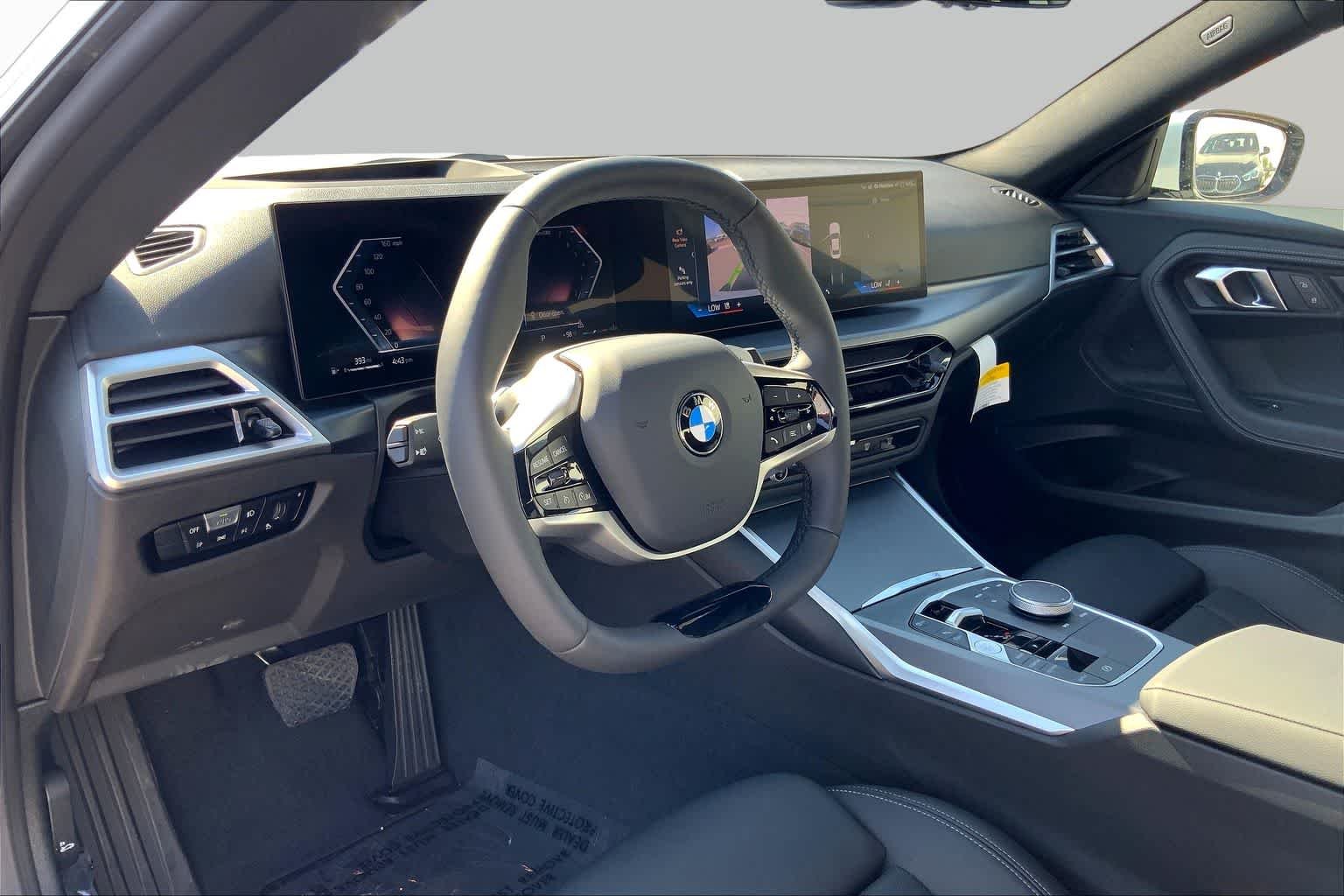 2025 BMW 2 Series 230i - Photo 7