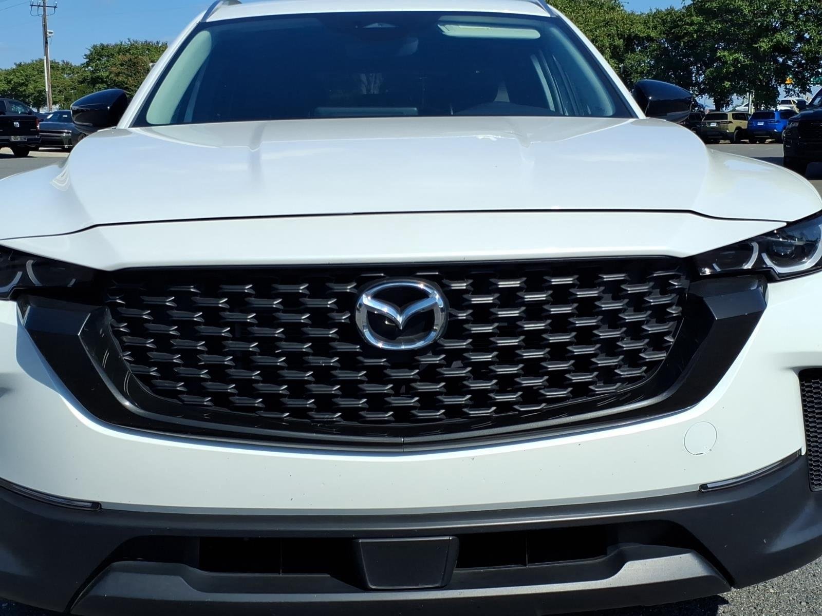 Used 2025 Wind Chill Pearl Mazda 2.5 S Preferred Package image 14