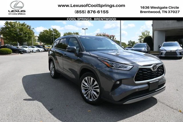 2023 Toyota Highlander Platinum