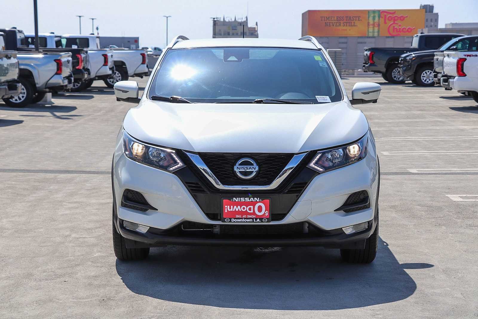 Used 2022 Pearl White Tricoat Nissan SV image 2