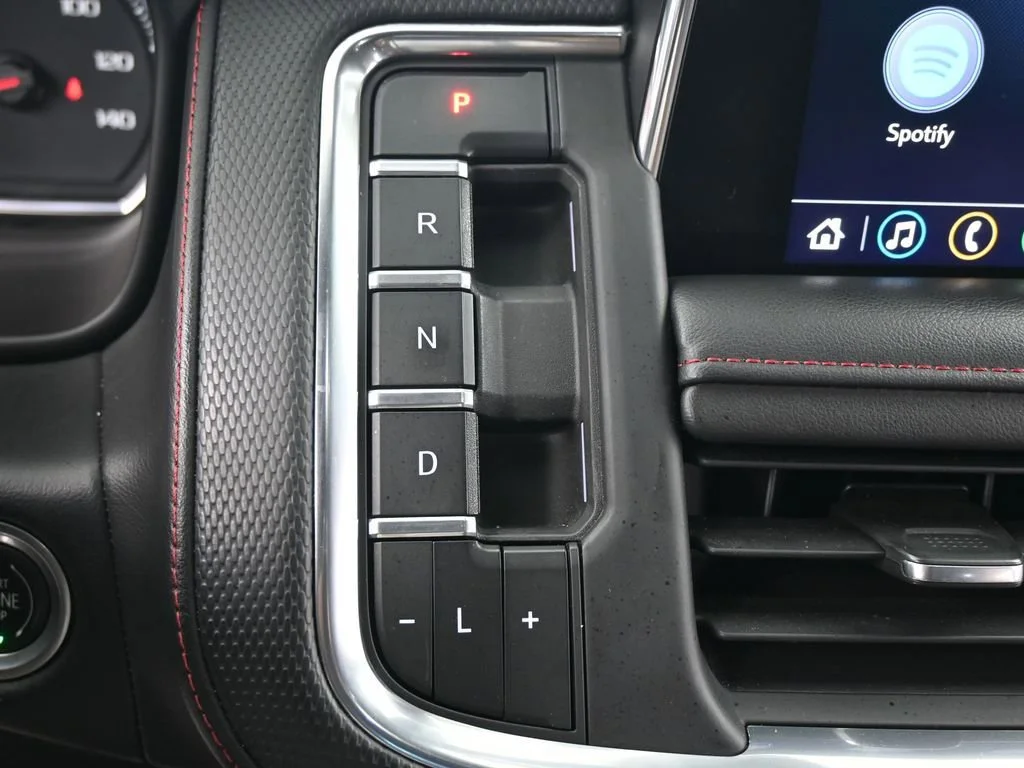 2021 Chevrolet Tahoe RST - Photo 20