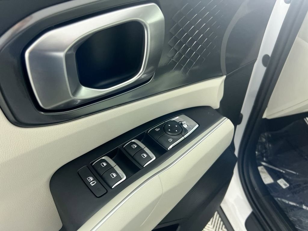 New 2026 Glacial White Pearl Kia EX image 16