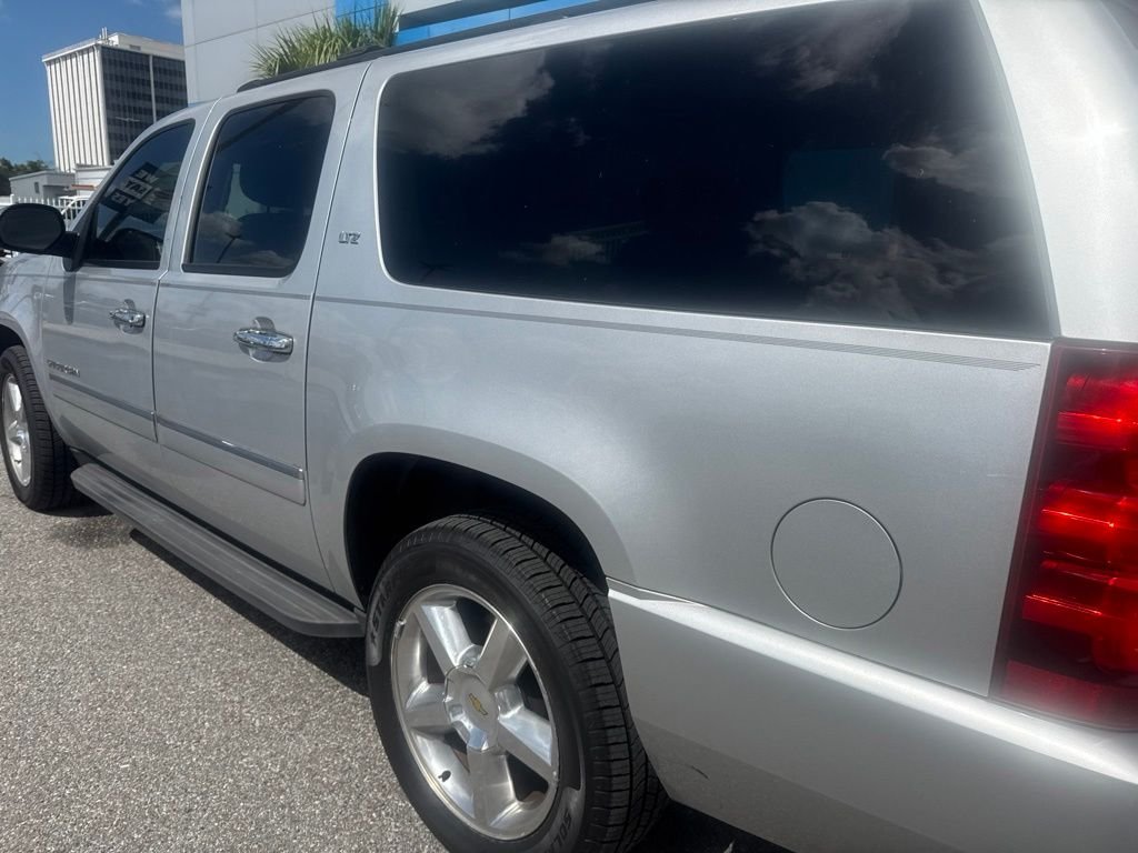 Used 2014 Silver Chevrolet LTZ image 6