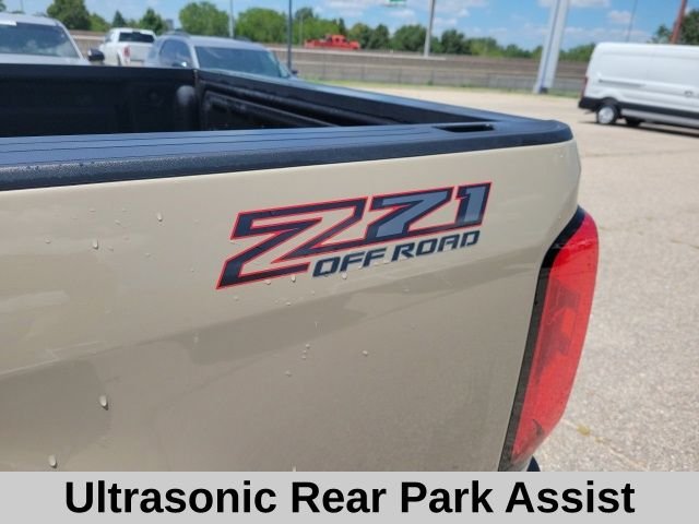 Used 2022 Sand Dune Metallic Chevrolet Z71 image 6