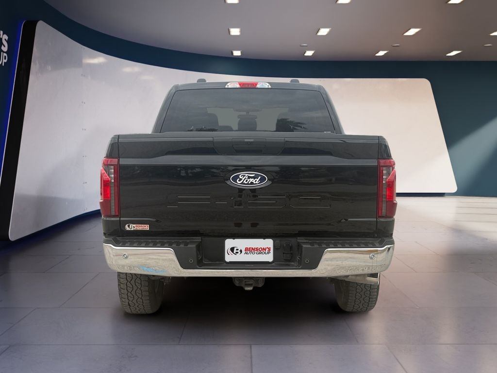 Used 2025 Black Ford XLT image 4