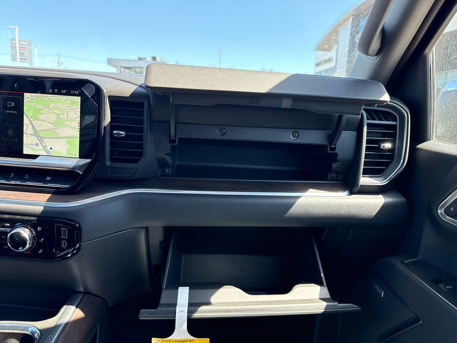 2026 GMC Sierra 1500 SLT - Photo 23