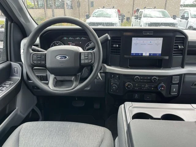 New 2026 Oxford White Ford F-250® XL image 9