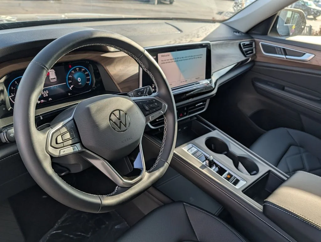 New 2026 Black Volkswagen 2.0T SE image 16