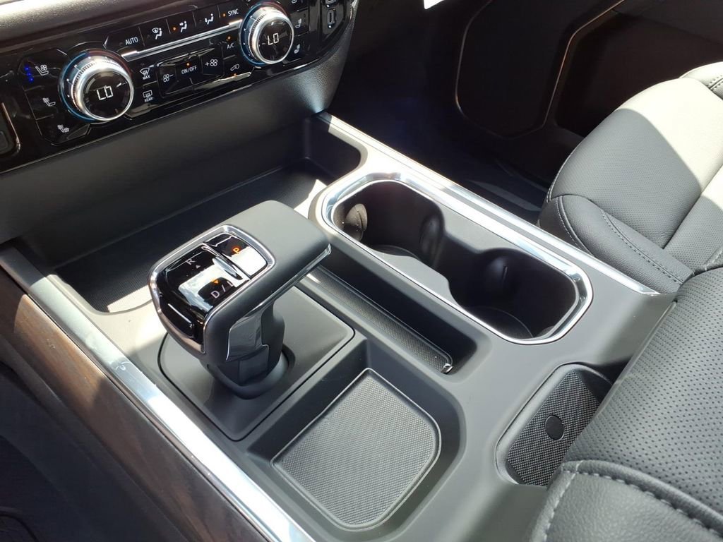 New 2026 Onyx Black GMC SLT image 16