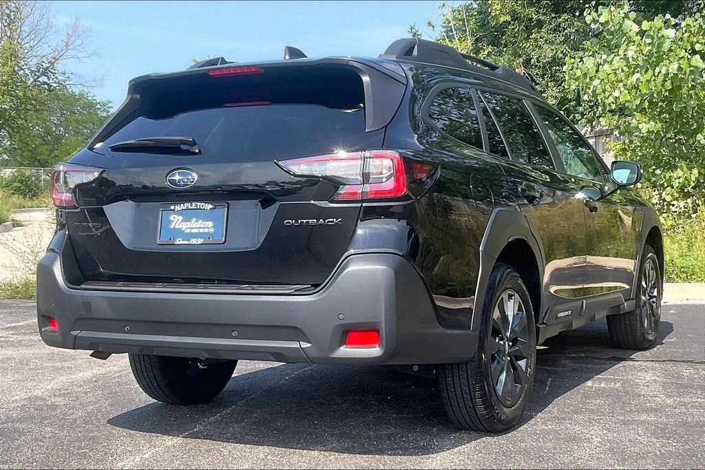 Used 2024 Black Subaru Onyx Edition image 13