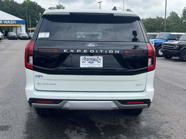 New 2026 White Ford Platinum image 3
