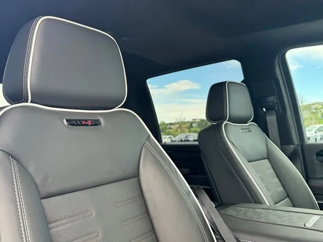 Used 2026 Onyx Black GMC AT4X image 29