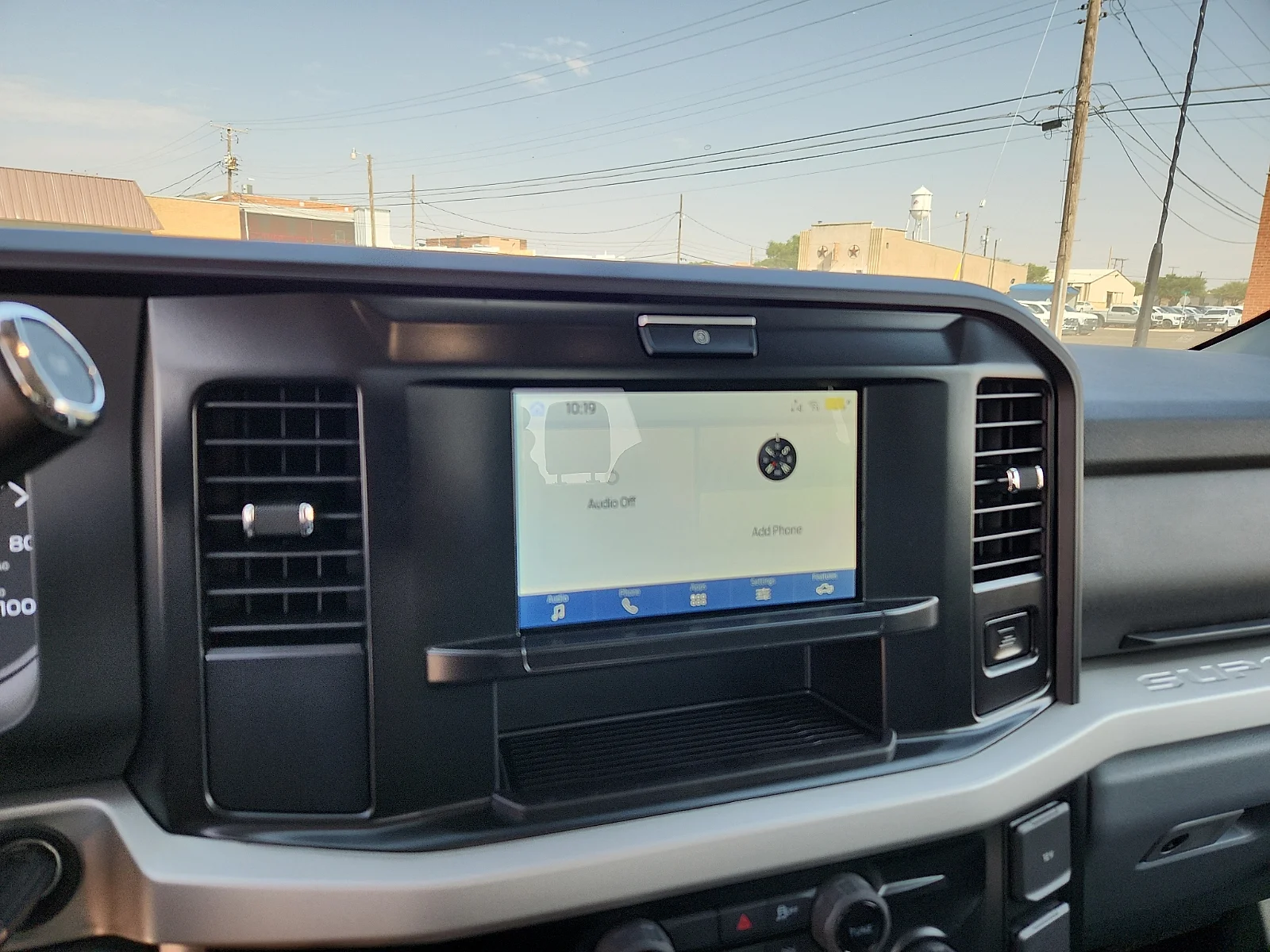 New 2026 Carbonized Gray Metallic Ford XLT image 24