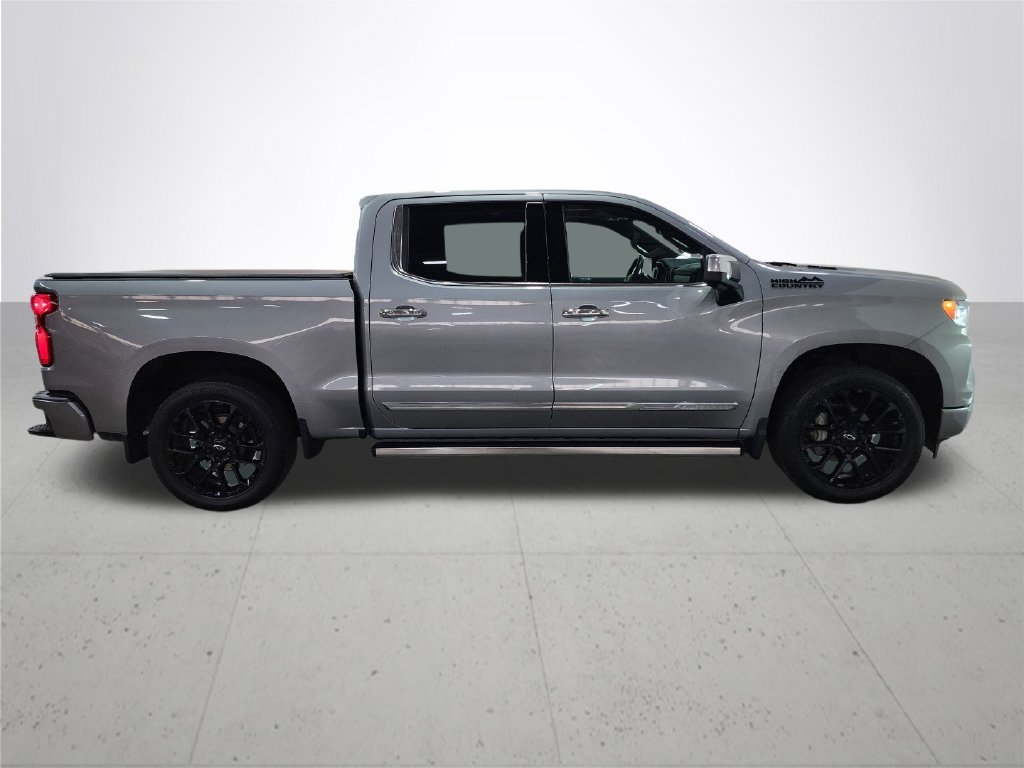 Used 2024 Gray Chevrolet High Country image 13