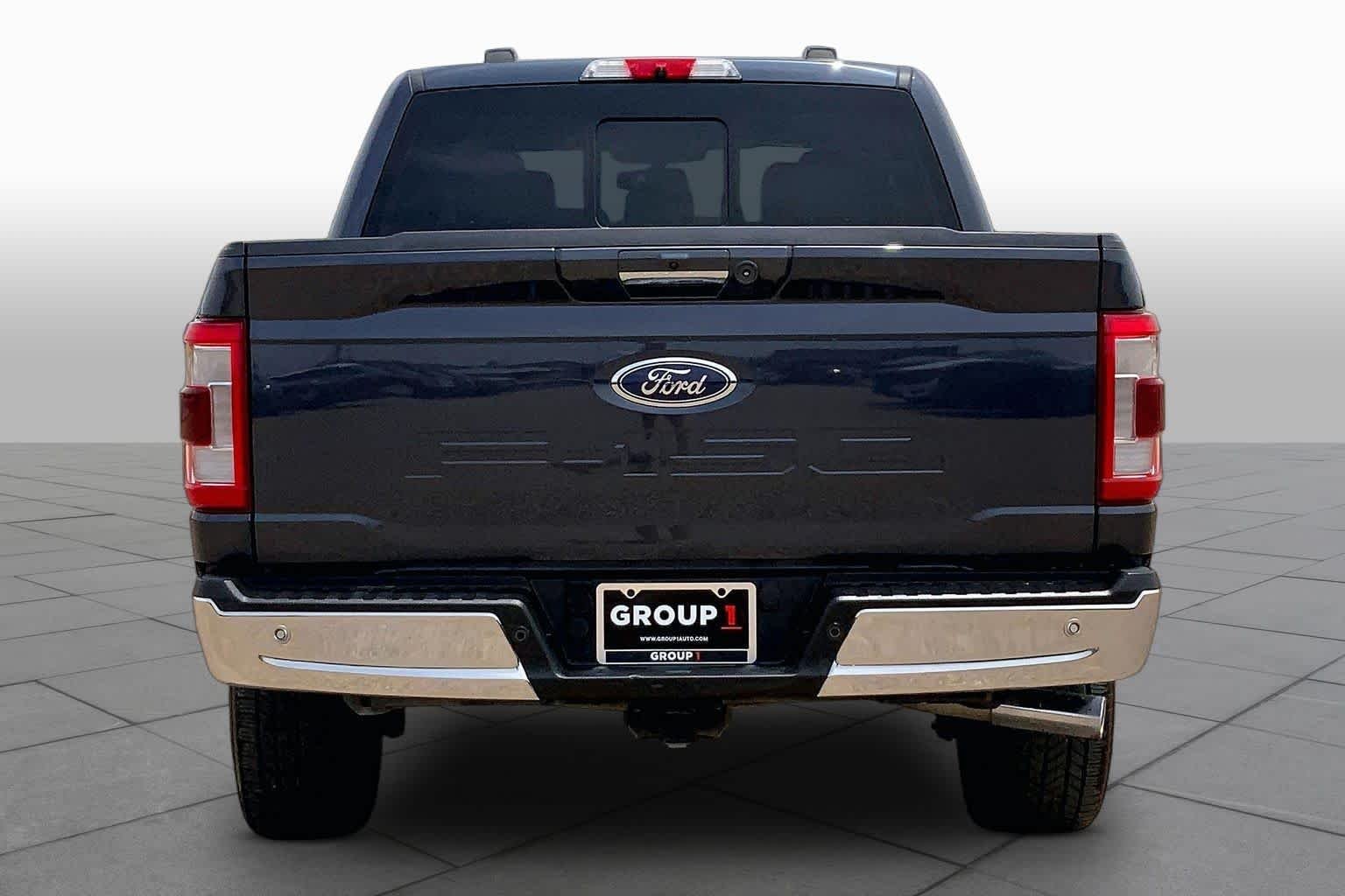 Used 2021 Smoked Quartz Metallic Tinted Clearcoat Ford LARIAT image 5