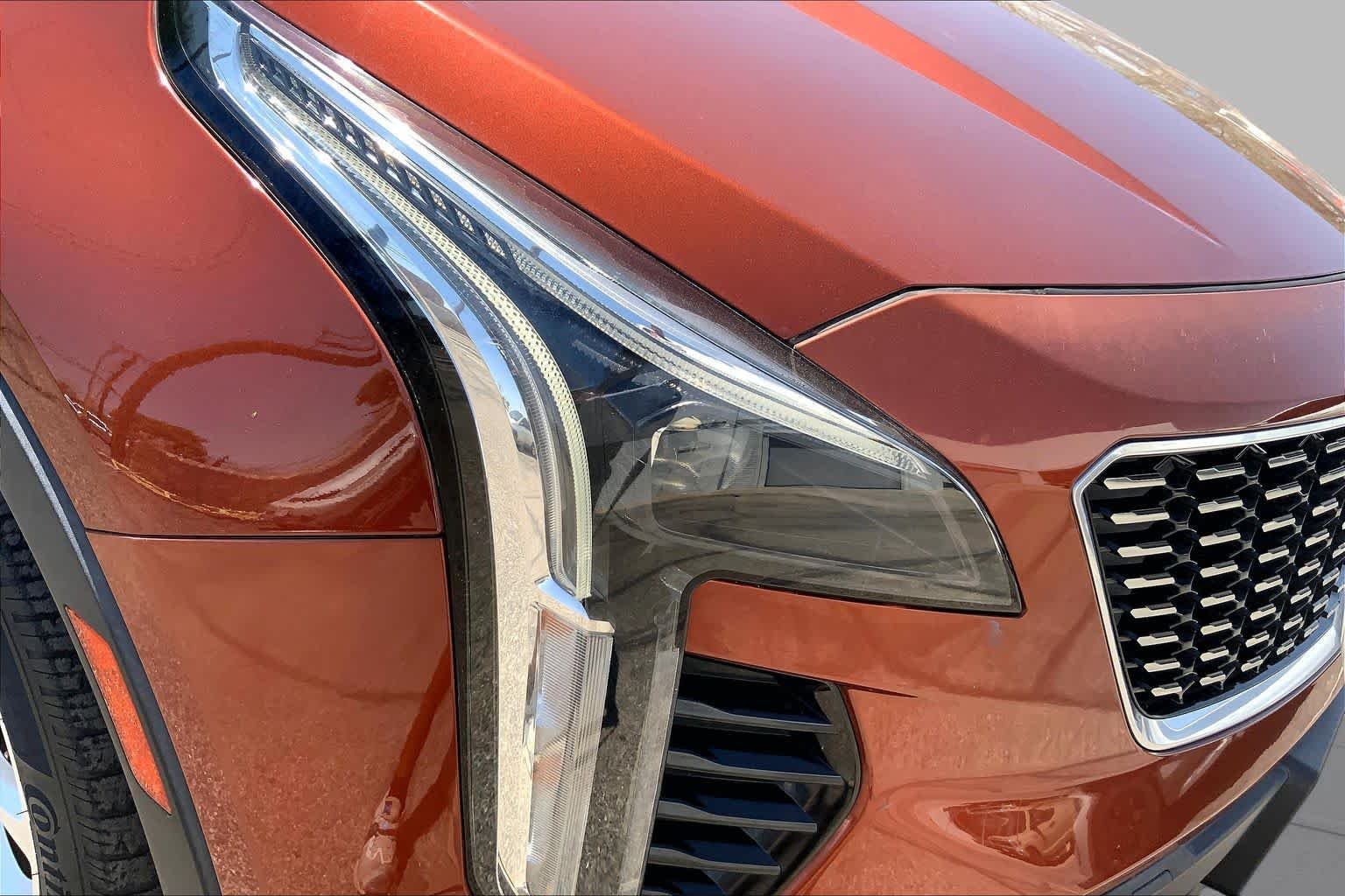 Used 2019 Autumn Metallic Cadillac FWD Luxury image 25