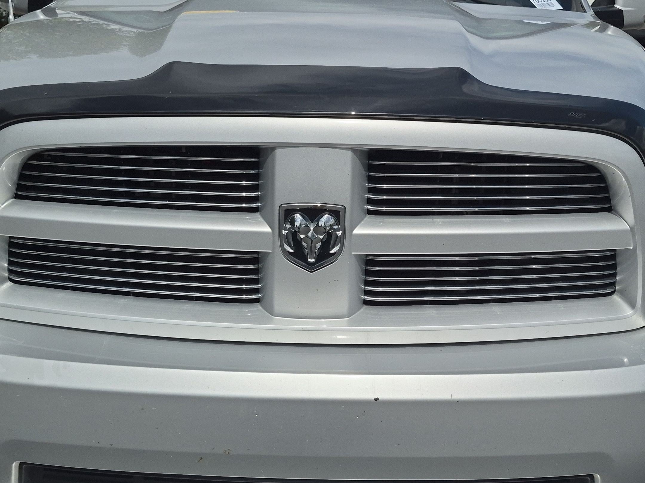 Used 2012  Ram Sport image 9