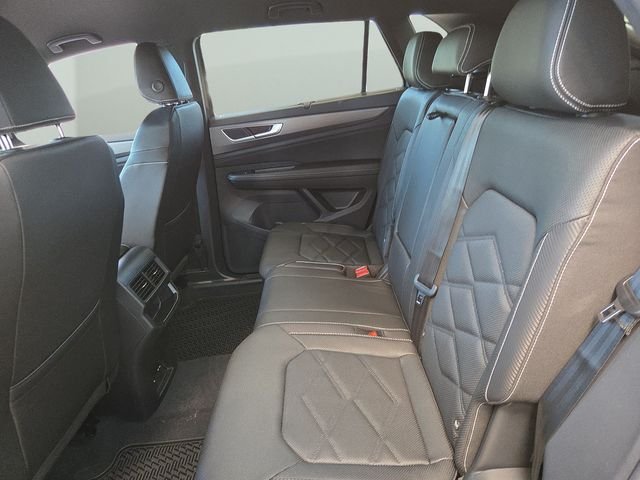New 2026 Gray Volkswagen SE w/Technology image 21