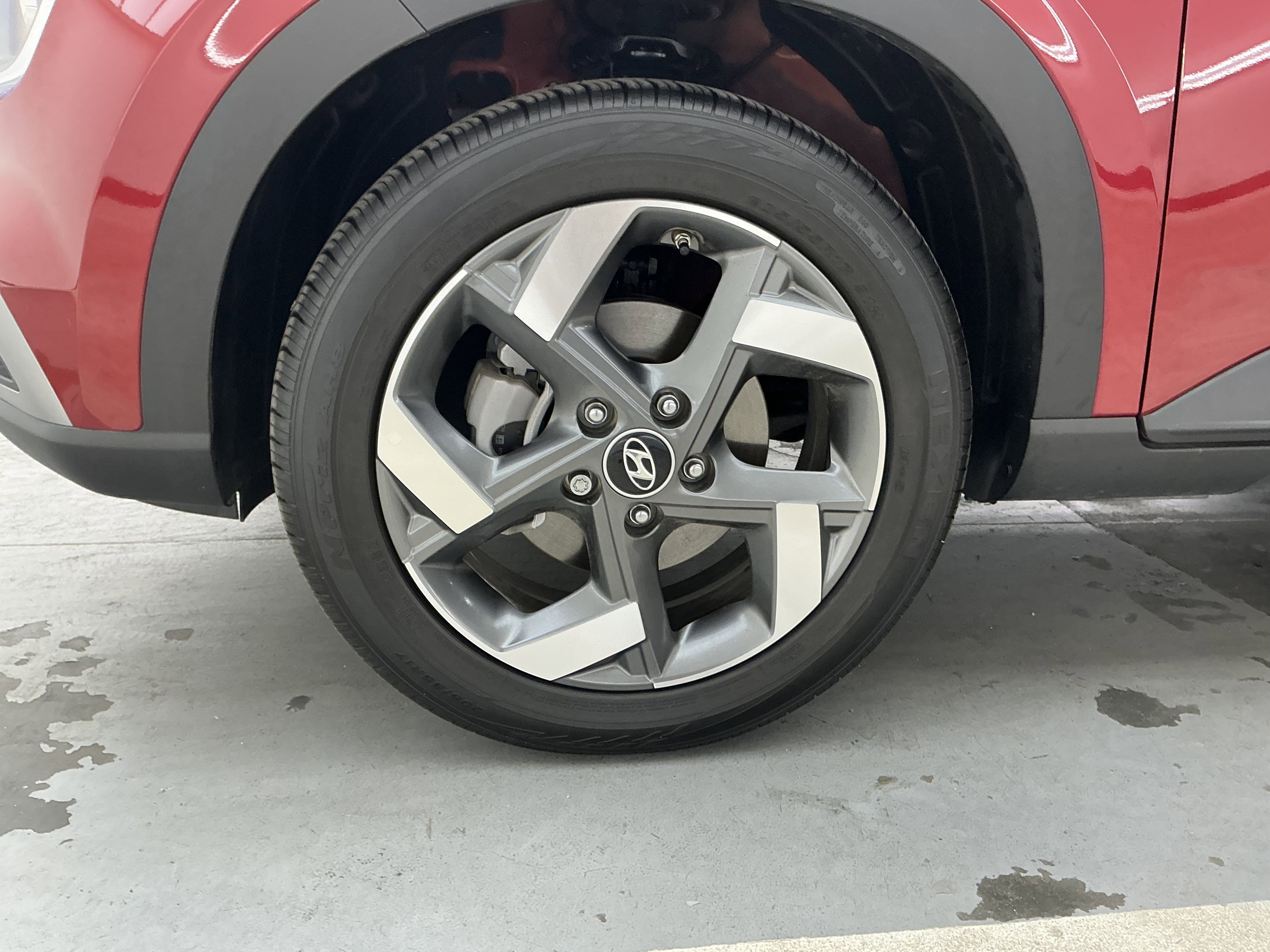 2025 Hyundai Venue SEL - Photo 18