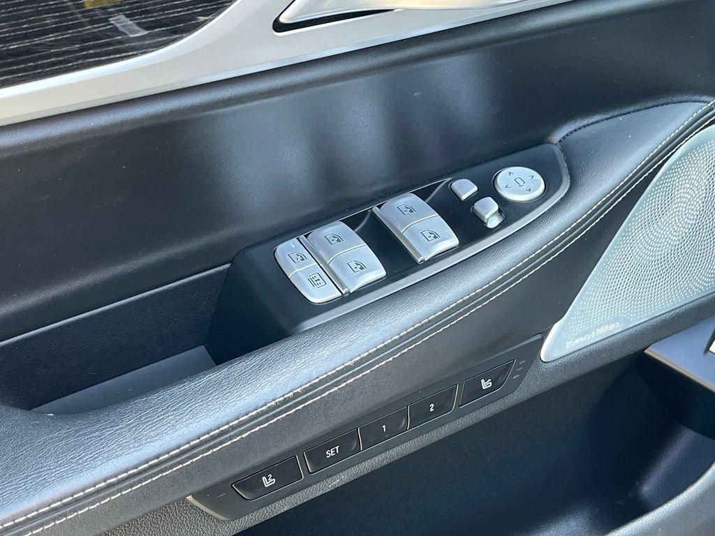 Used 2019 Black Sapphire Metallic BMW 750i xDrive image 20