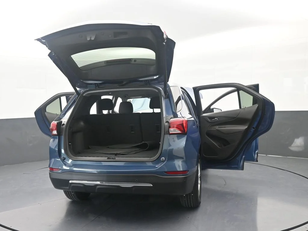 Used 2024 Lakeshore Blue Metallic Chevrolet LT image 72