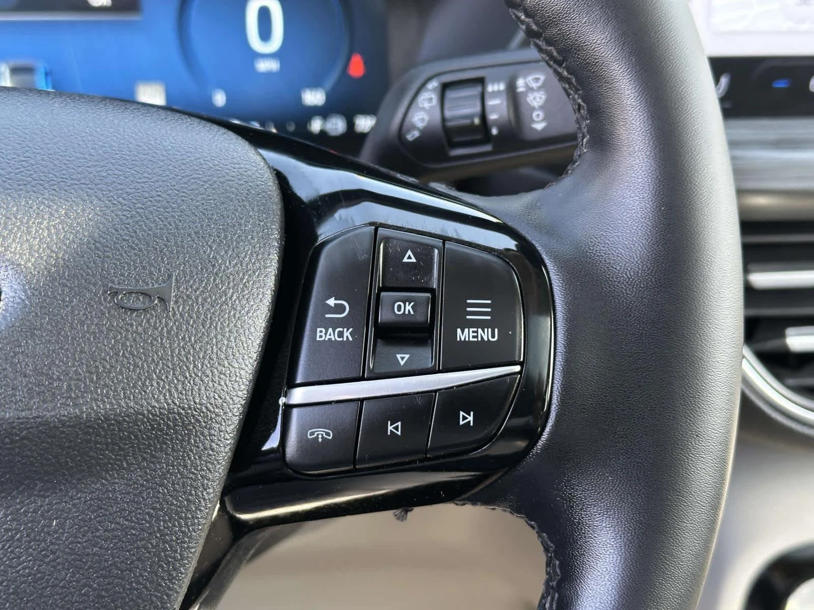 Used 2023 Carbonized Gray Metallic Ford Platinum image 30