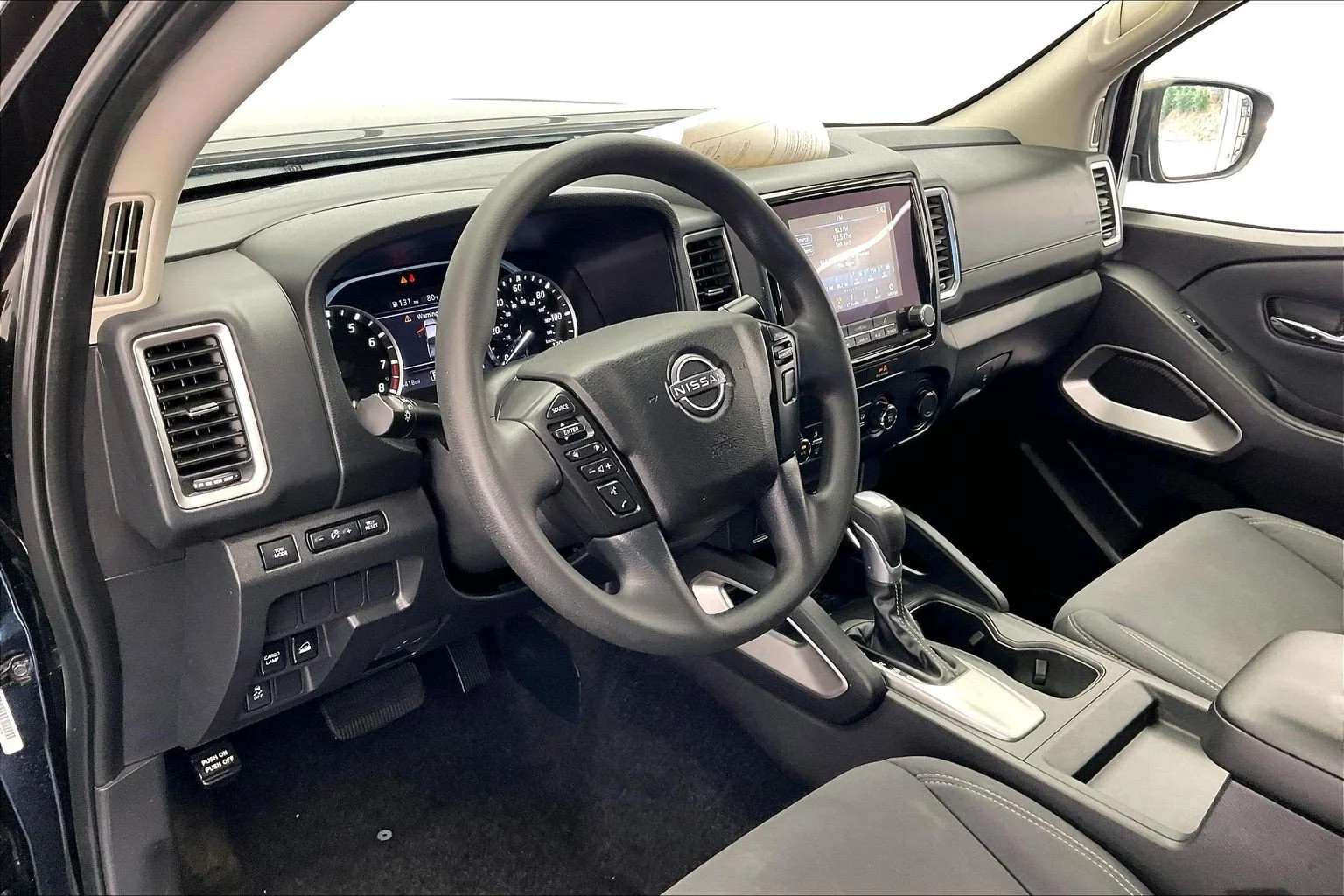 Used 2022 Super Black Nissan SV image 9