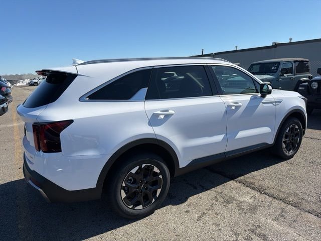 New 2026 Glacial White Pearl Kia S image 3
