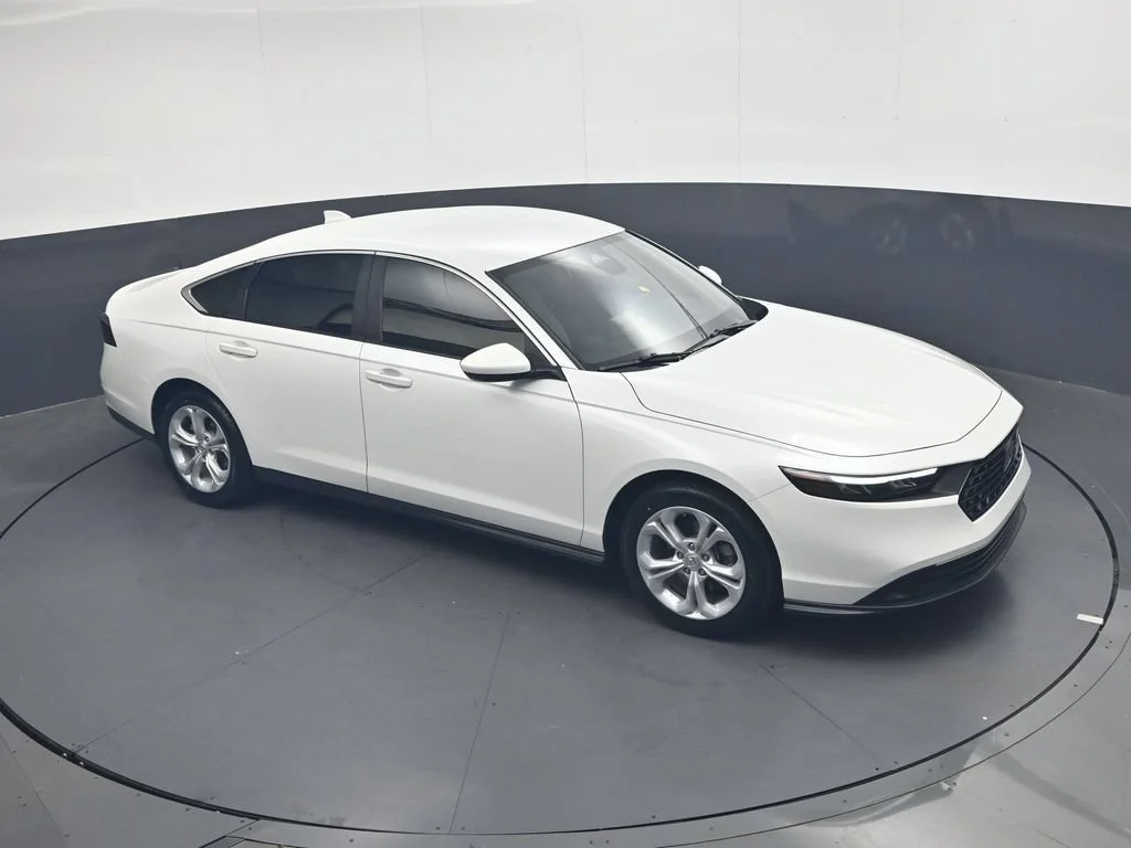 Certified Used 2024 Platinum White Pearl Honda LX image 59