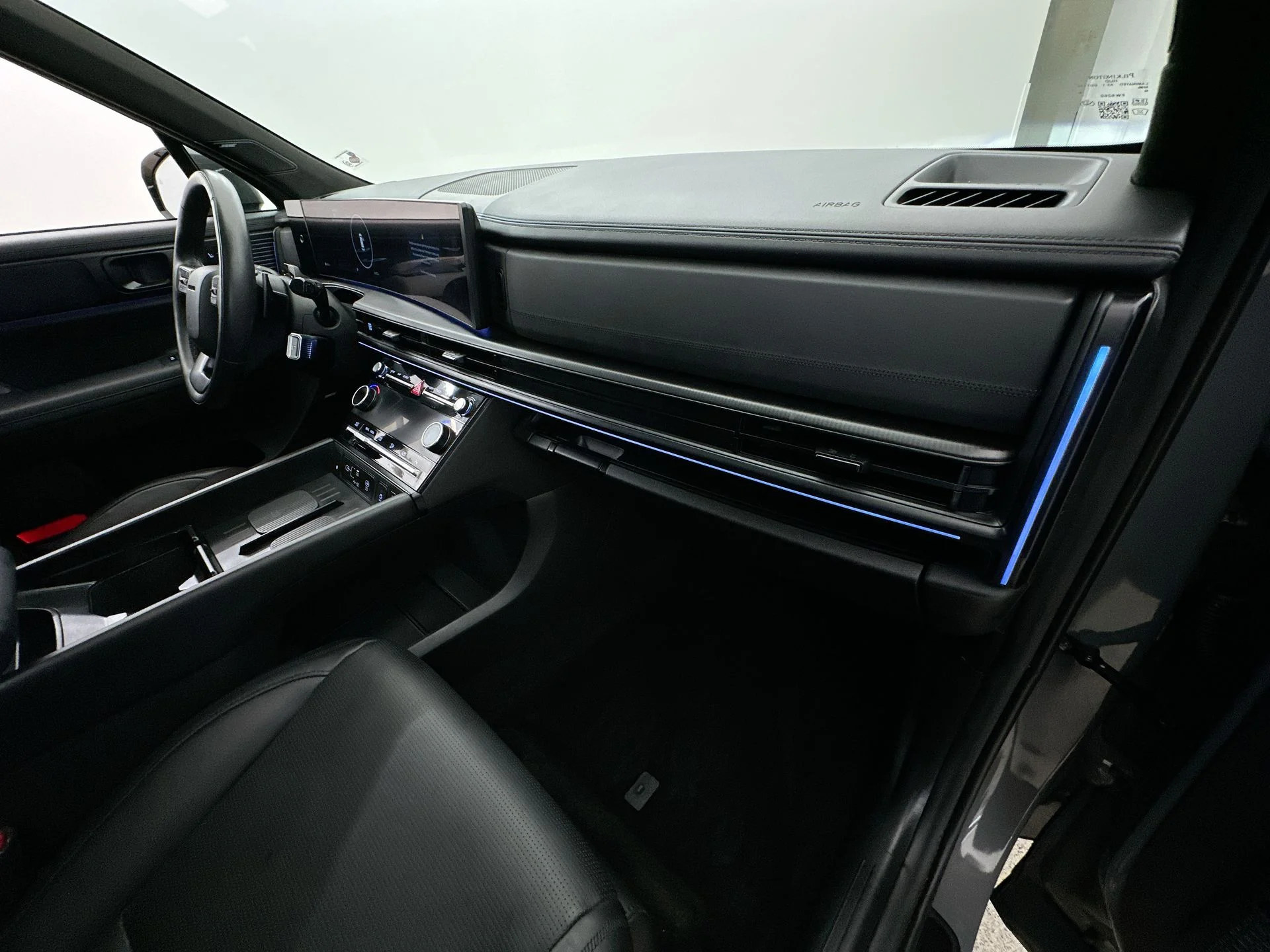 Used 2025 Gray Hyundai Calligraphy image 13