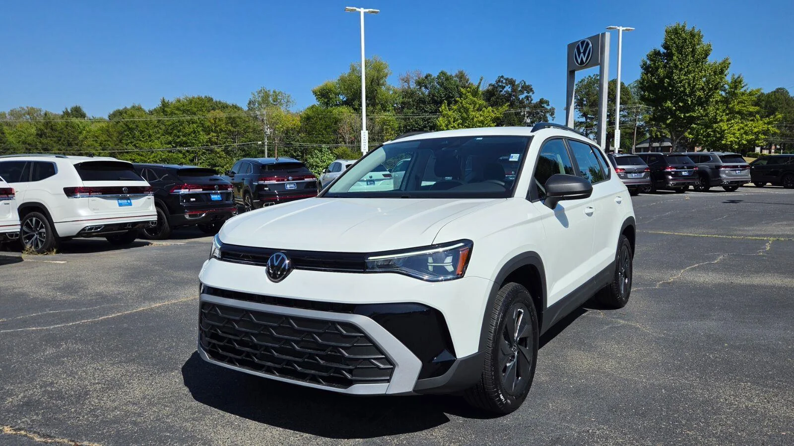 2027 Volkswagen Taos
