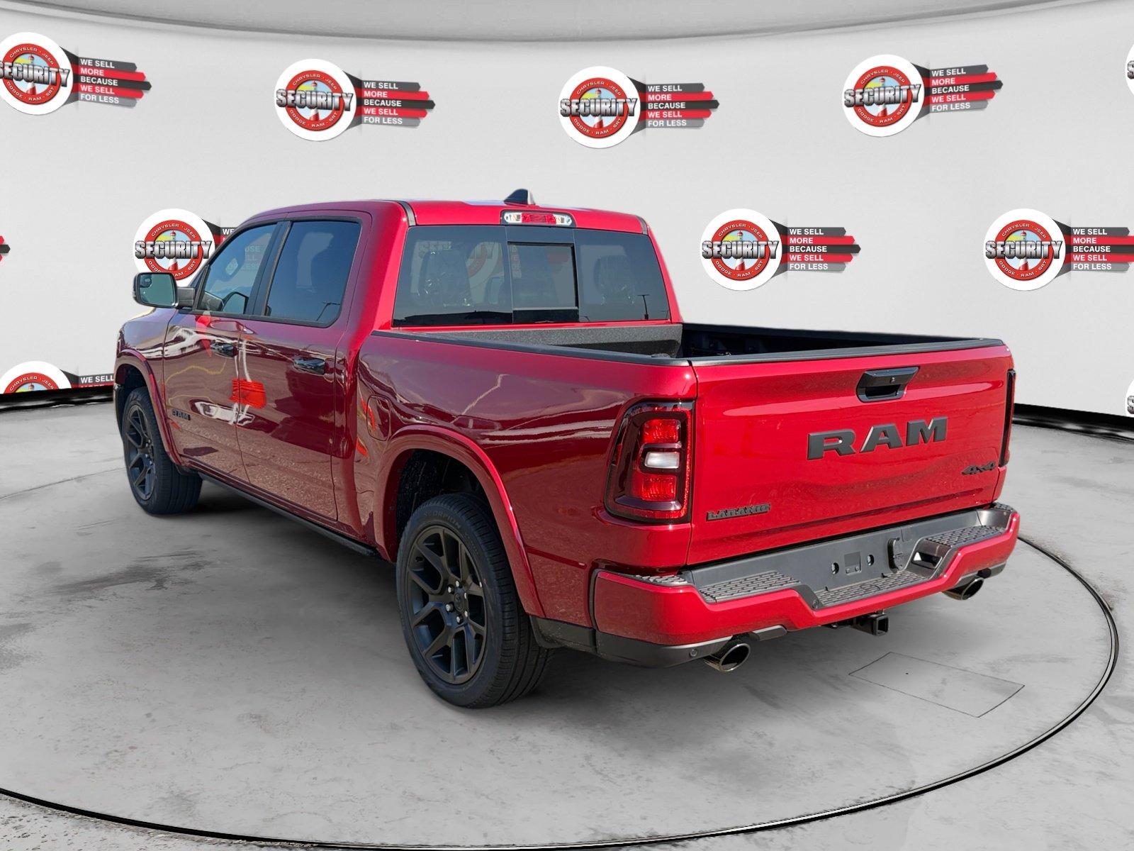 New 2026 Molten Red Pearl-Coat Exterior Paint RAM Laramie image 3