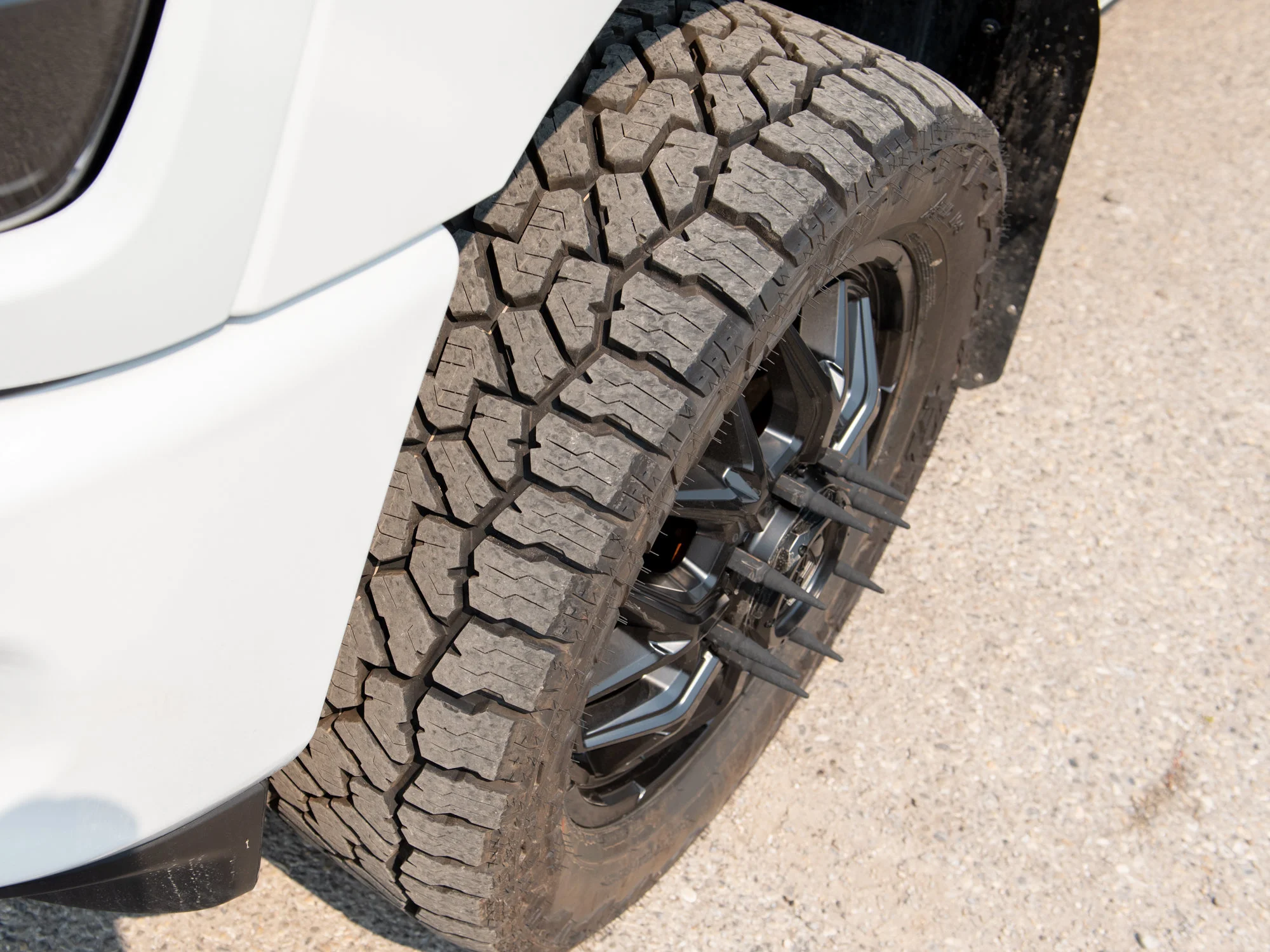 New 2026 White RAM Laramie* Mega Cab, 2 Inch Lift, 35 Inch Tires image 2