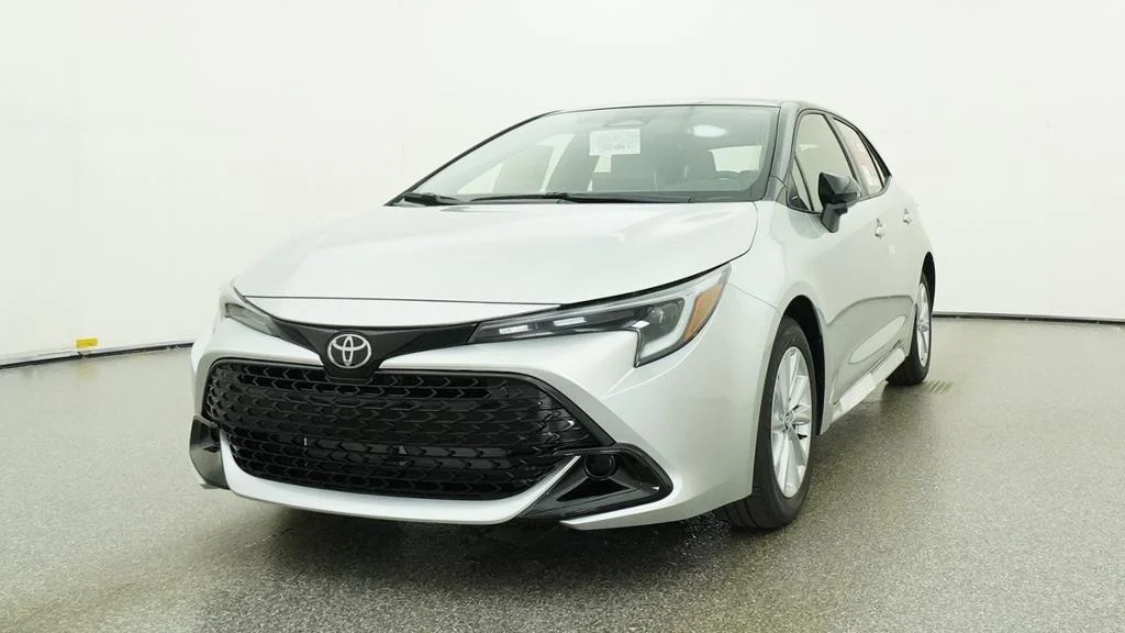 New 2027 Classic Silver Metallic with Black roof Toyota SE image 30