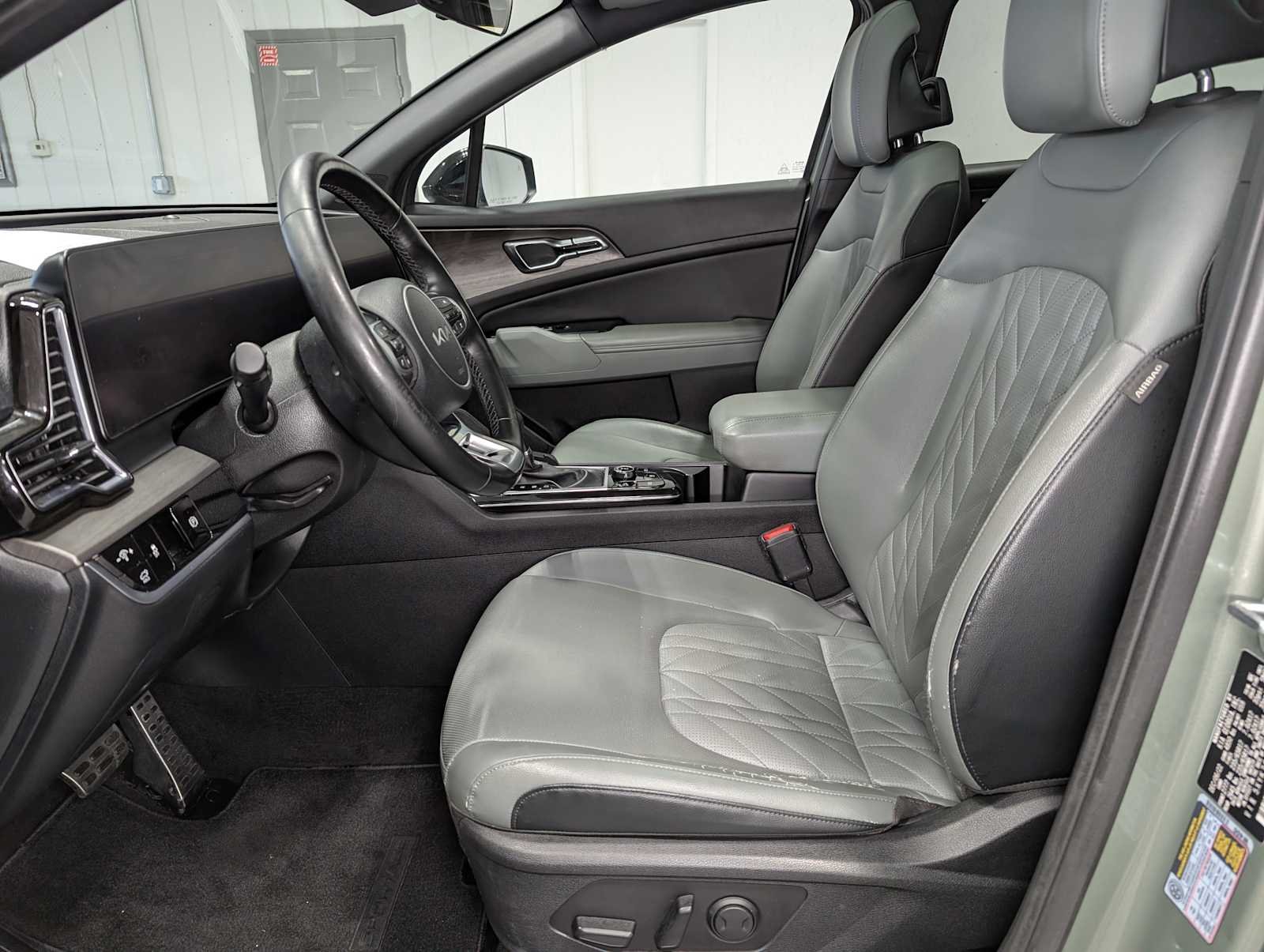 Certified Used 2023 BLK Kia X-Pro image 4