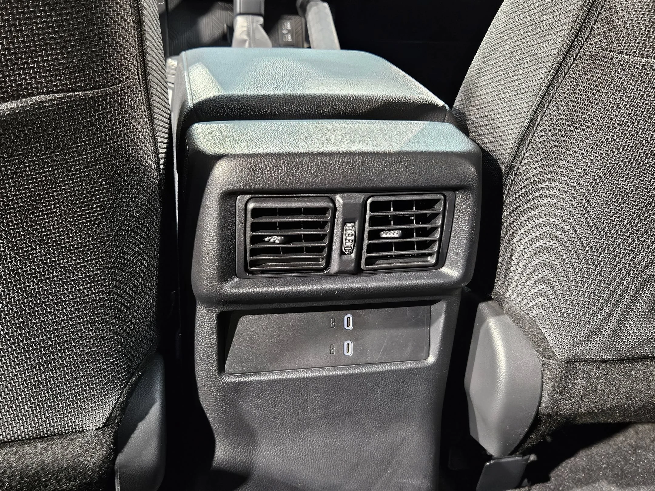 Used 2025 Cutting Edge Toyota SR5 image 36