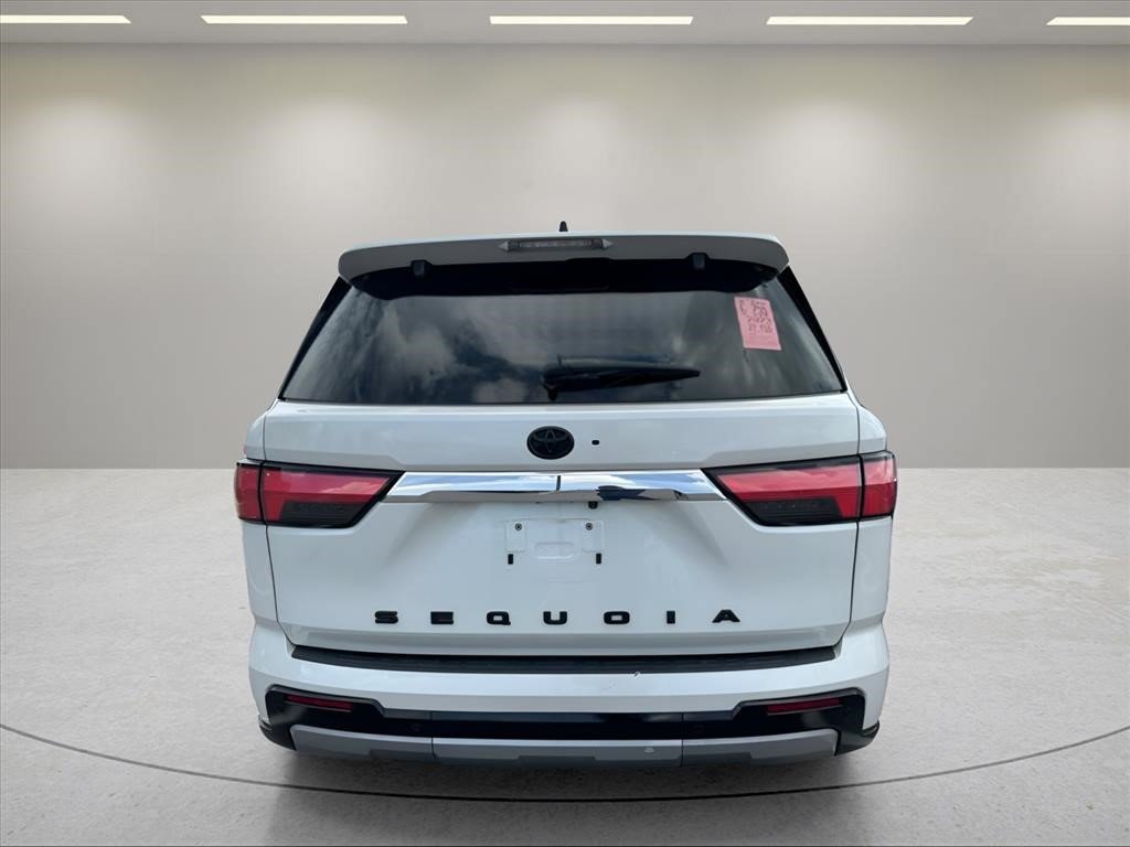Used 2023 Pearl Toyota Limited image 16