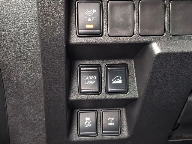 Used 2024 Green Nissan PRO-4X image 24