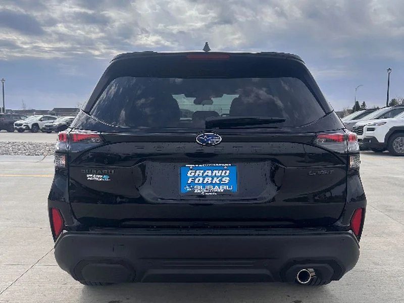 New 2026 CRYSTAL BLACK SILICA Subaru Sport image 6
